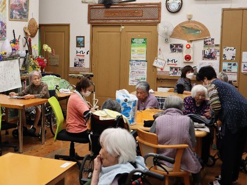 利用者の方を一番に尊重し、穏やかに生活しています。