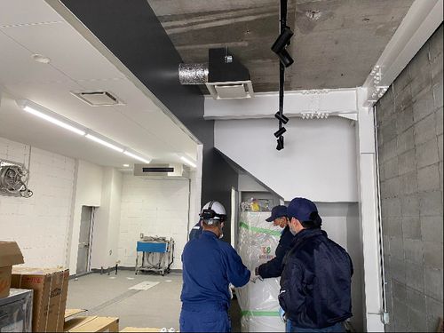 絶賛工事中の新店舗です