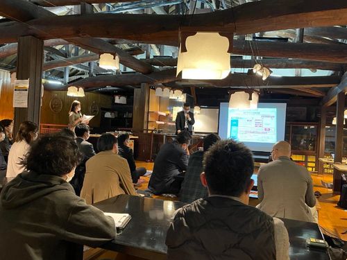 琴平町内外の方々が参加する勉強会。この後には懇親会も