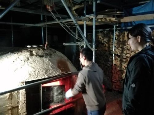 作業は３名１組のシフト制です！