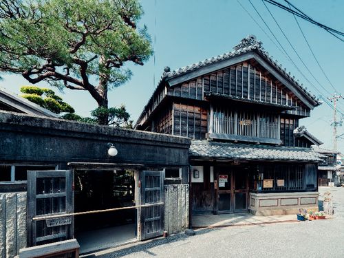 かつての「伊勢の台所」、蔵のあるまち・河崎