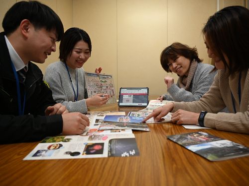 職場の雰囲気はこんな感じ（打ち合わせの様子）