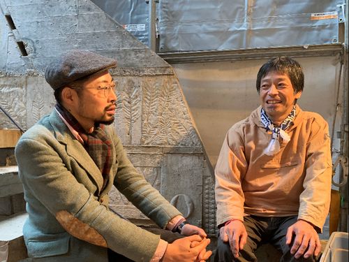 講師の山口純さんとゲスト講師の岡啓輔さん（蟻鱒鳶ル）