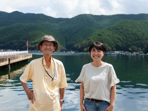 上村会長と現役協力隊の石井さん