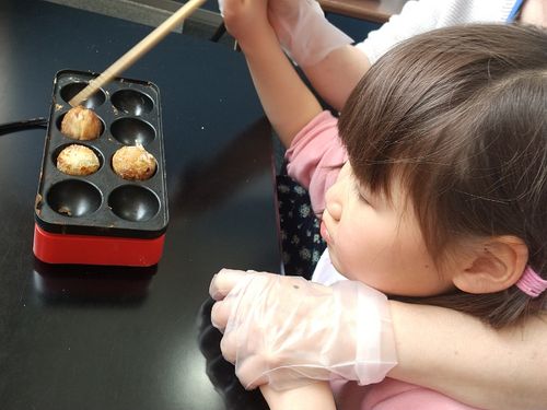 アチチ～だよ　一緒に頃コロコロ