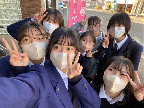「うっちー」が支援している若者たち①