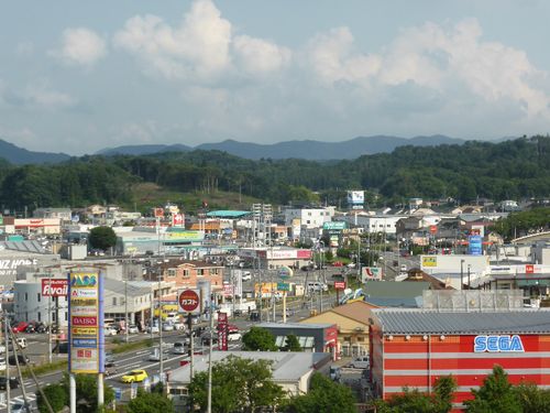 白河市中心部のお買い物スポットです。