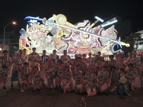跳人交流会のようすです！みんなで参加するとより楽しいです！