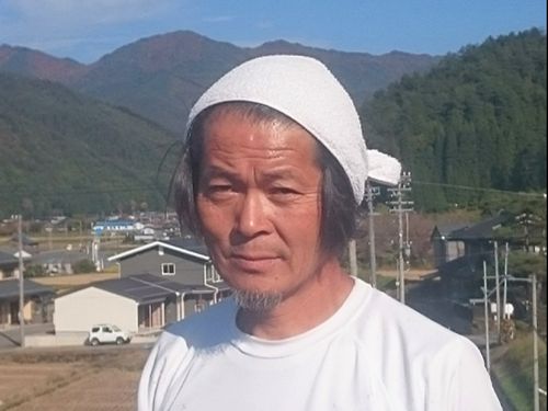 森瓦店唯一の瓦葺き職人（師匠となる方です）
