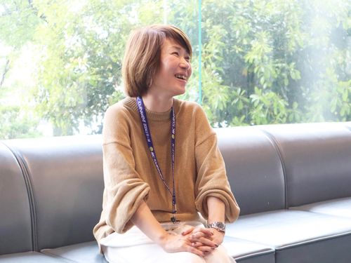 配属先となる企画政策課 地方創生推進室の福江室長。人望も行動力もある頼れるリーダー