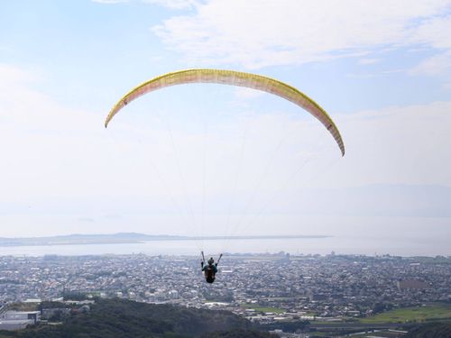 大村市は世界初の本格的海上空港がある空のまち。東京・大阪・中部国際や長崎の離島、上海・香港への便も