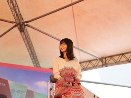 欅坂46の元メンバーで、現在、タレント、女優として活動する長濱ねるさんのトークショー