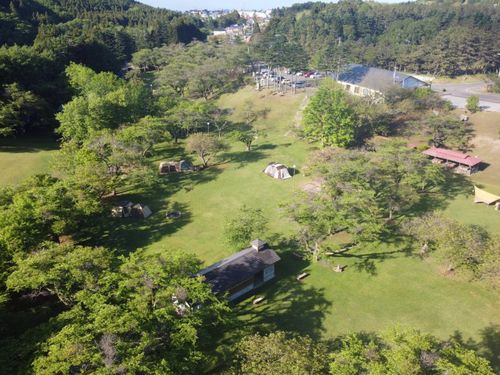 町外からの家族に人気の町営キャンプ場「熊石青少年旅行村」