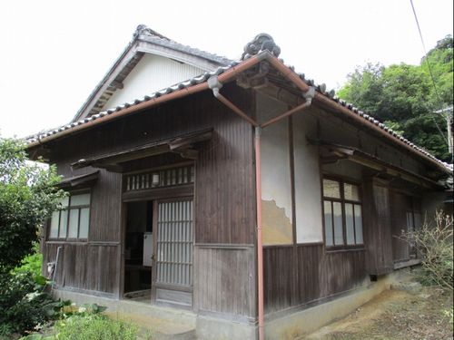 八幡浜市内の空き家（外観）