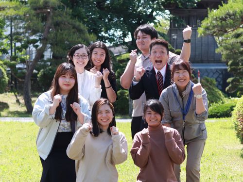 個性あふれる現役協力隊8名です！