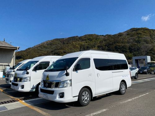 まずはハイエースから！