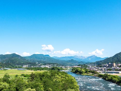 山、川、空気が綺麗な地域です！