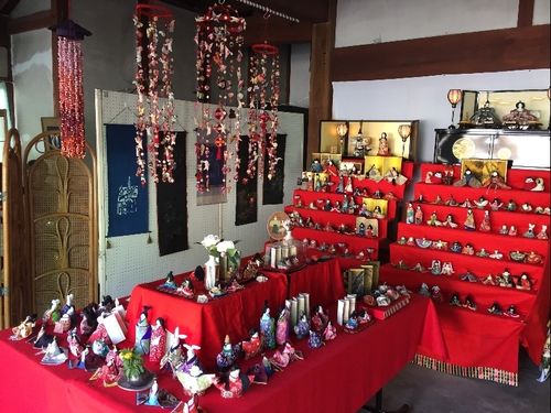 1階　ひなまつり展の様子
