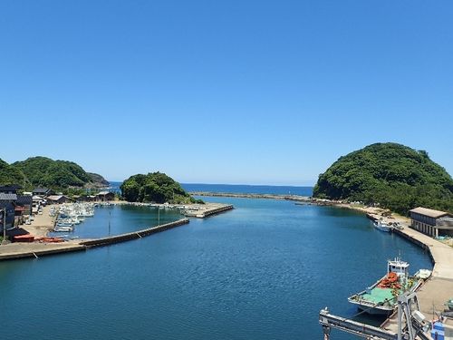 CMのロケ地にもなった「川湊」竹野港