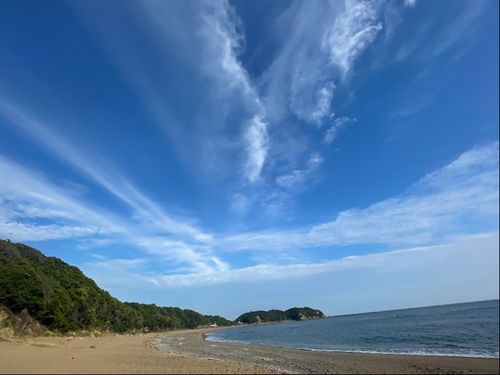 千里浜海岸　貝拾いができる癒やしの海岸