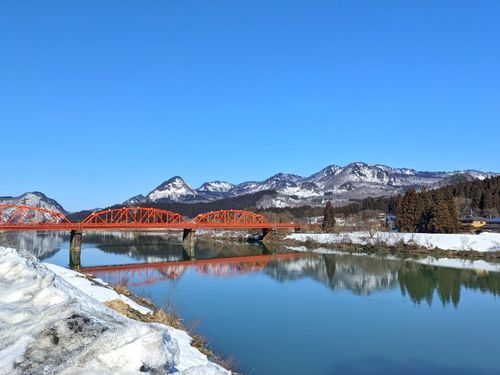 県境の町として人や物を繋いできたという歴史的背景があります。