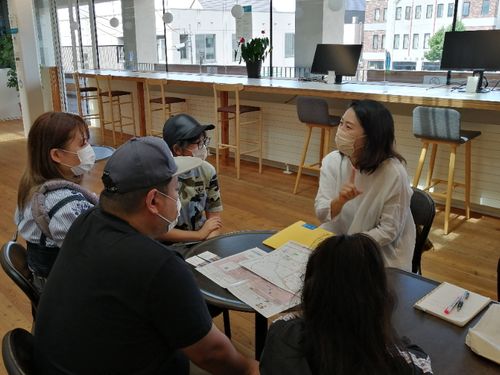 プライベートツアーで先輩移住者ママさんに会って話を聞くことも