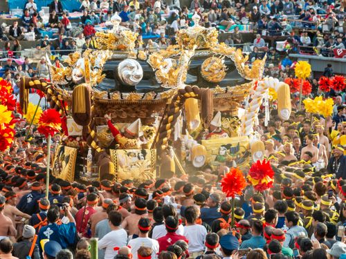 五穀豊穣を願う屋台練り