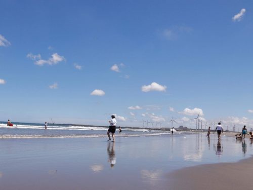 平井海水浴場（夏季開設）