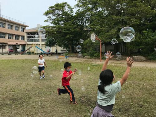 外遊びも子どもの心を育むために大切！