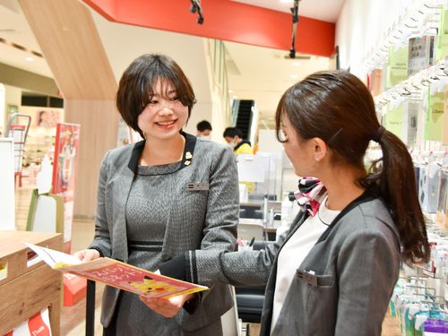 ▲教育担当が一人一人につくので業務も安心！