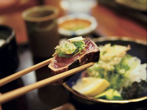 食の魅力（かつおのたたき）