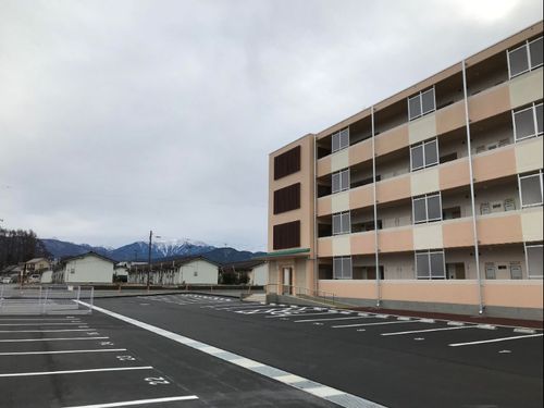 新築の市営住宅からは南アルプス・中央アルプス両方の眺望が！