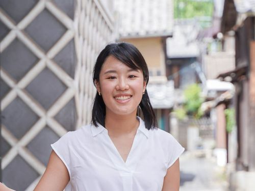 中臣さくら さん