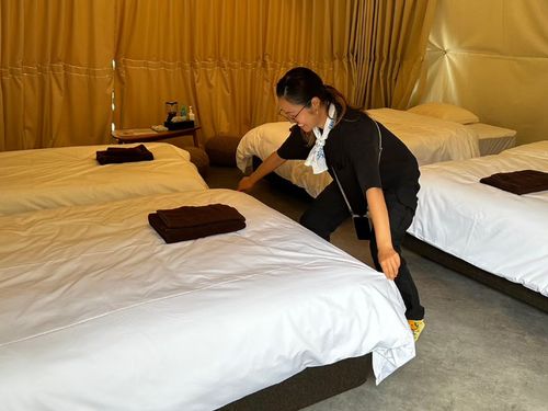 客室清掃から、お客様への案内まで、幅広く業務にチャレンジしていただけます！