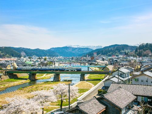 自然と暮らしが隣にある、人口2万ちょっとの長閑なまち