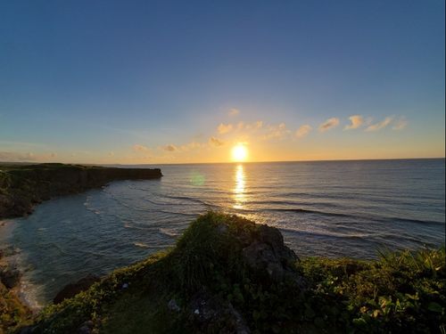 島ならお仕事帰りにこんな夕日が見れます！