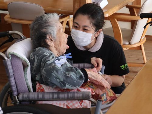 初めての介護職を経験！