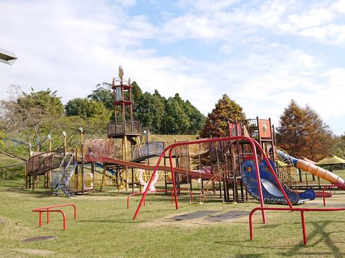 子どもたちが走り回れる公園がたくさんあるのも西都市の魅力◎