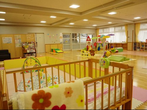 基本の居場所「子育て支援センター」
