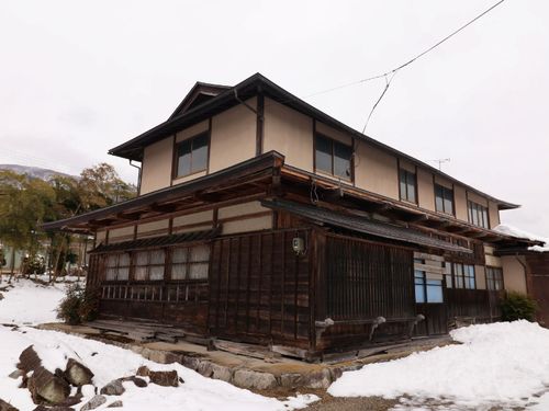 地区内の空き家に暮らすことができます（写真は一例）