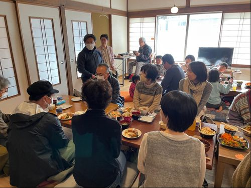 始まった当初の会の様子です