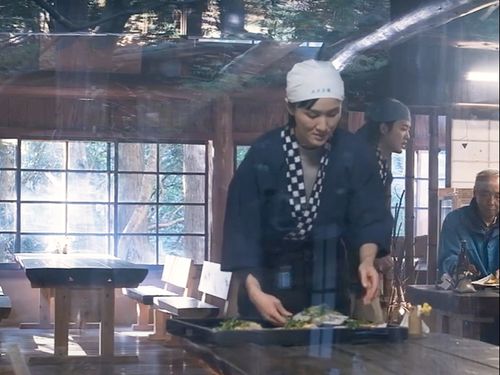 忙しない業務の中でも、山を美味しく食べる知恵に触れられるみたき園。
