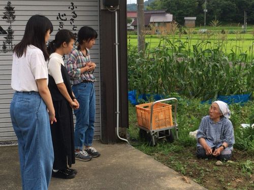 村・留学という企画できた大学生3人。うち1人は4月から移住してきます