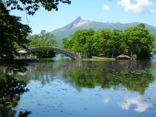 日本新三景に選定されている大沼国定公園と秀峰蝦夷駒ケ岳