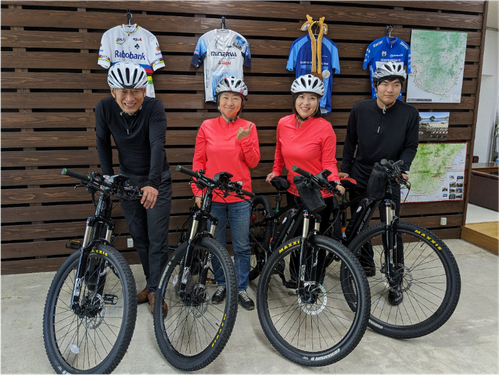 紀南エリアサイクルツーリズム協議会のみなさん（上富田サイクルステーション「KMICH」））🚲