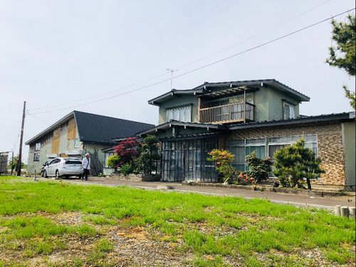 家の正面です