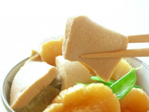 「凍み豆腐」は一般的に煮物等の料理にすることが多いですが、新しい食べ方を研究することも面白そうです！