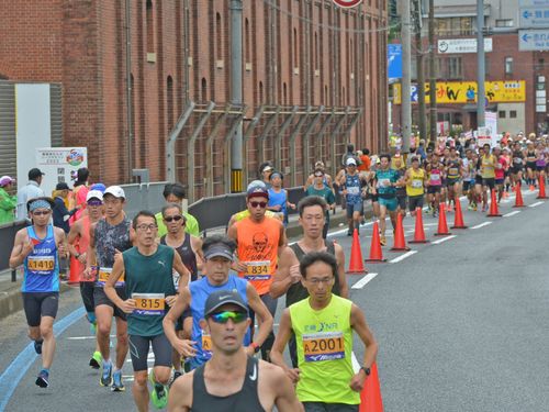赤れんが倉庫横を走れるコース！