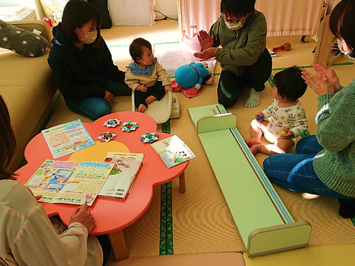 萩市子育て世代包括支援センターHAGUの様子