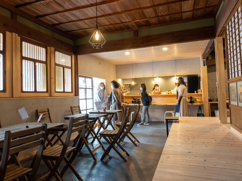 空き家リノベーション（カフェ、宿運営）